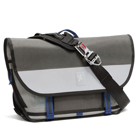 chrome industries messenger bag dupe|chrome buran iii messenger bag.